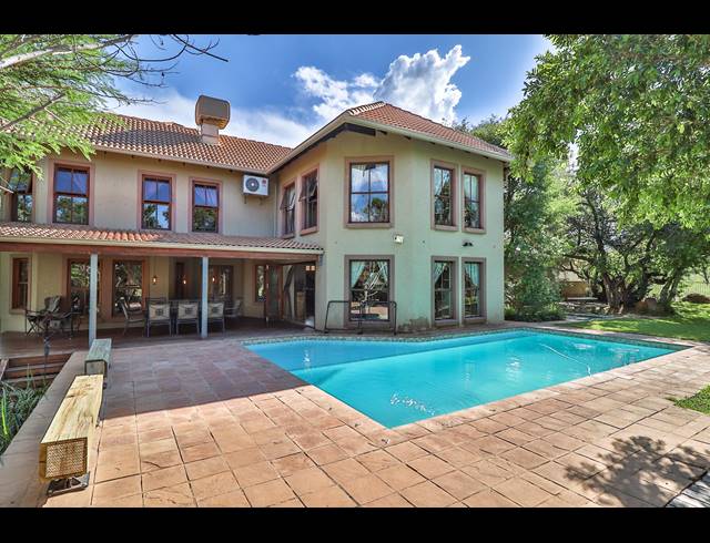 4 BEDROOM HOUSE SOLD IN LEEUWFONTEIN ESTATE